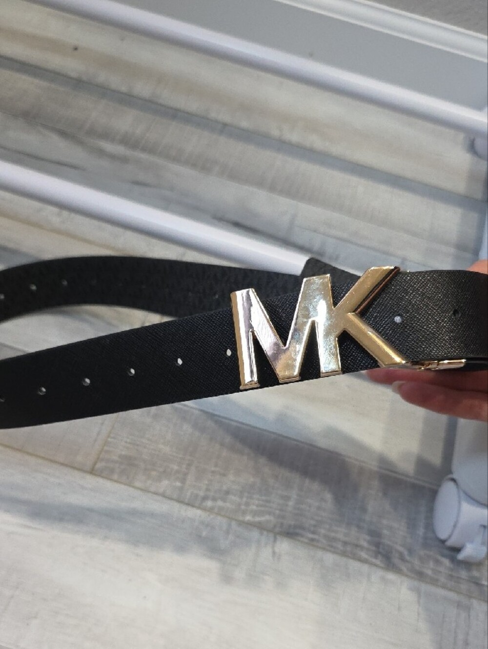 Michael Kors Black Reversible Belt with Rose Gold MK Buckle Size L - Picture 4 of 5